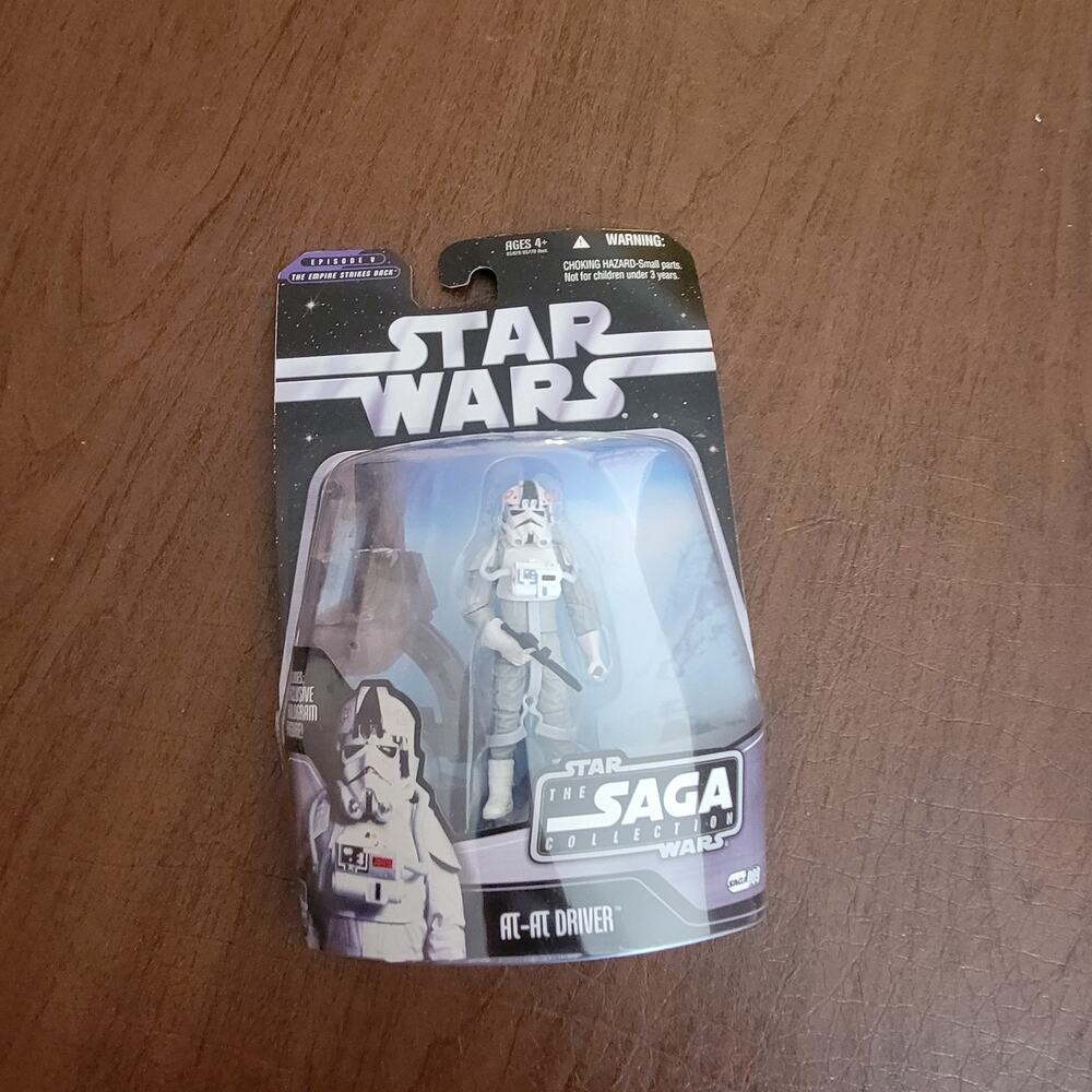 2006 Star Wars SAGA AT-AT DRIVER Ultimate Galactic Hunt Hologram figure New